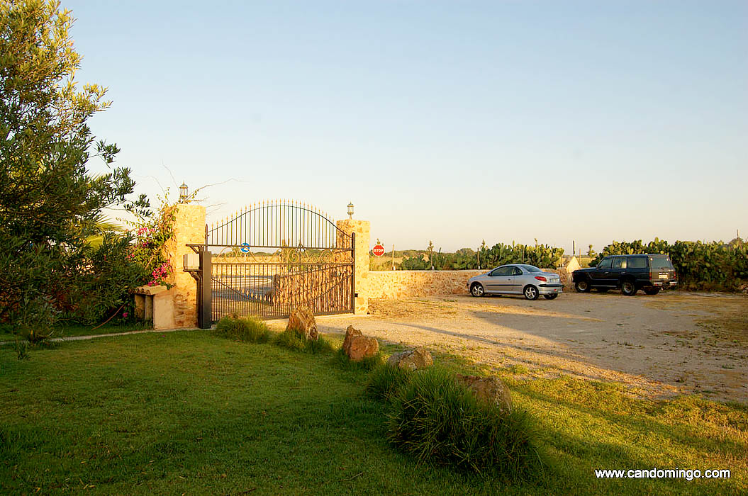 finca-Urlaub-Mallorca-Haus-vermieten-Wohnung-Bauernhof-Palma-Strand-es-trenc-Schwimmbad-Pferde-sa-rapita-ses-covetes-Ferienvermietung-Hochzeit-Ferienvermietung-Radfahren-velo-mallorca-w022