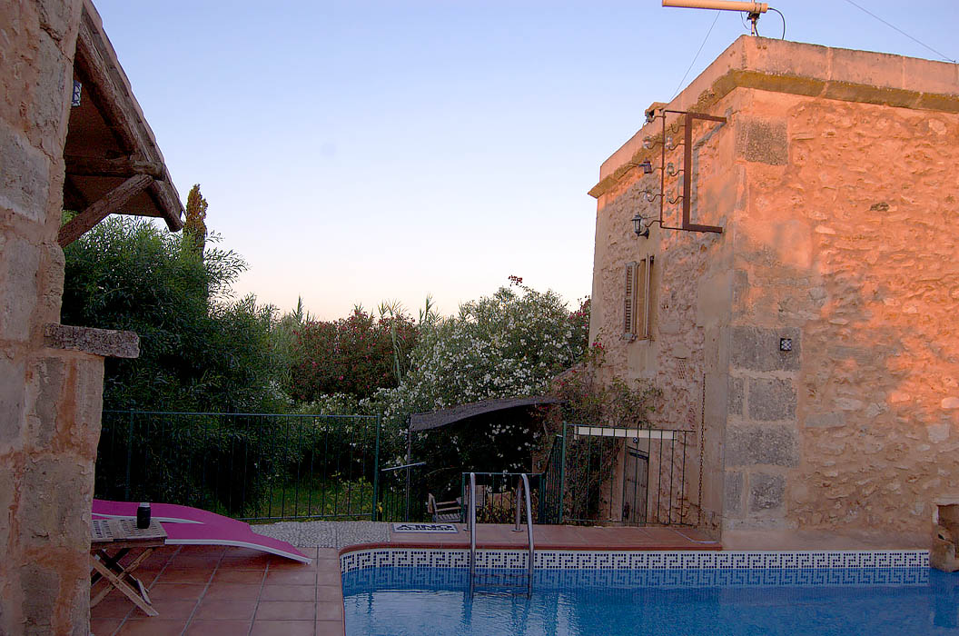 finca-Urlaub-Mallorca-Haus-vermieten-Wohnung-Bauernhof-Palma-Strand-es-trenc-Schwimmbad-Pferde-sa-rapita-ses-covetes-Ferienvermietung-Hochzeit-Ferienvermietung-Radfahren-velo-mallorca-16